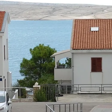 Apartments Mirjana Kustici Exterior photo