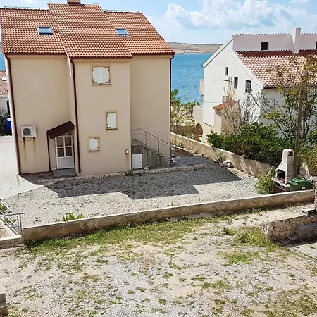 Apartments Mirjana Kustici Exterior photo