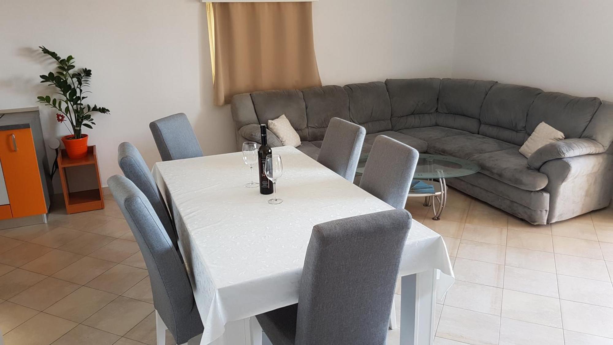 Apartment Mirjana